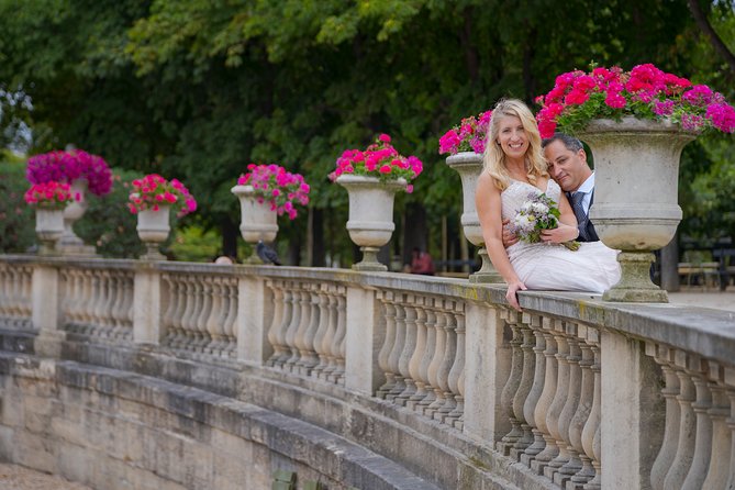 Paris Luxembourg Garden Wedding Vows Renewal Ceremony with Photo Shoot - Timing, clothing, and preparation