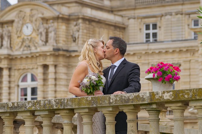 Paris Luxembourg Garden Wedding Vows Renewal Ceremony with Photo Shoot - The Fontaine de Médicis ceremony