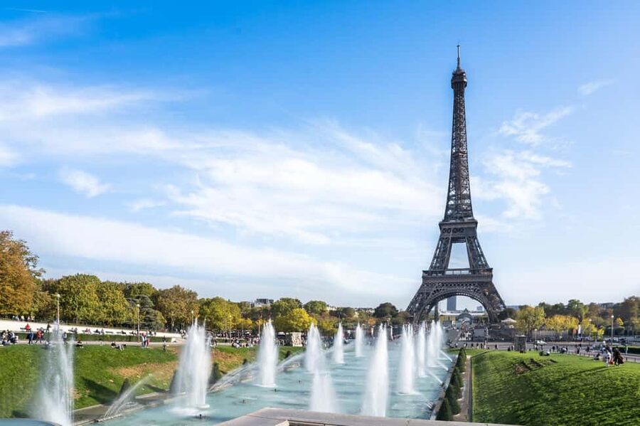 Paris: Skip-the-Line Eiffel Tower and Trocadero Gardens Tour - Practical advice before you go