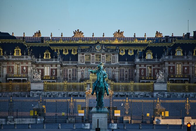 Paris Versailles Guided Tour with Gardens & Trianon Access - Walking the Gardens After the Palace