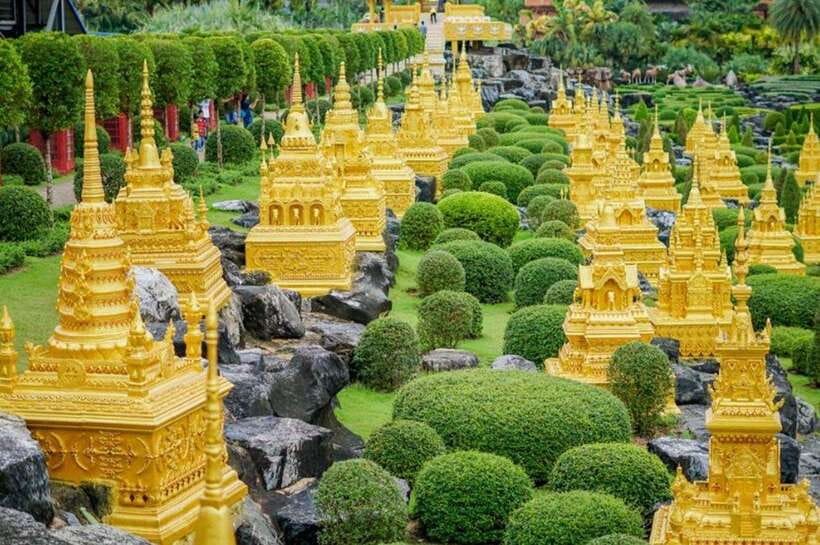 Pattaya: Nong Nooch Tropical Garden Ticket for Foreigners - The French Garden and the main plant displays