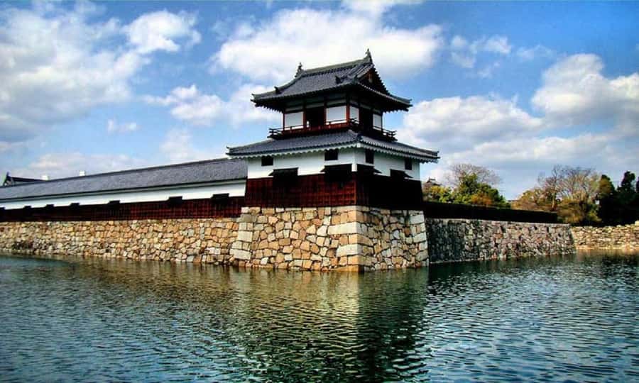 Peace Memorial Park, Hiroshima Castle, & Garden Private Tour - Key points at a glance