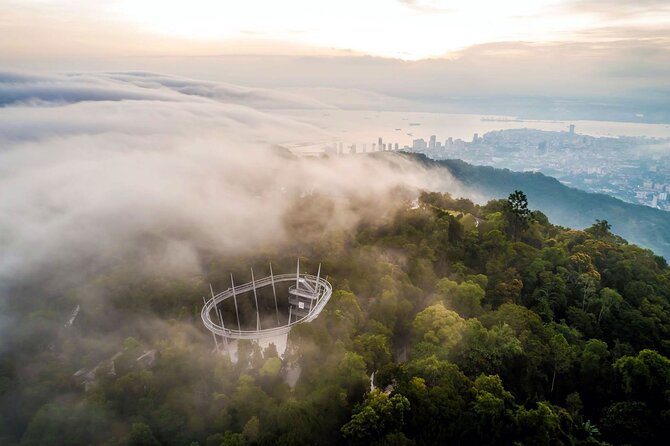 Penang Nature Escape: Penang Hill, Botanical Gardens & Ferringhi - Starting at 9am with a Private Ride