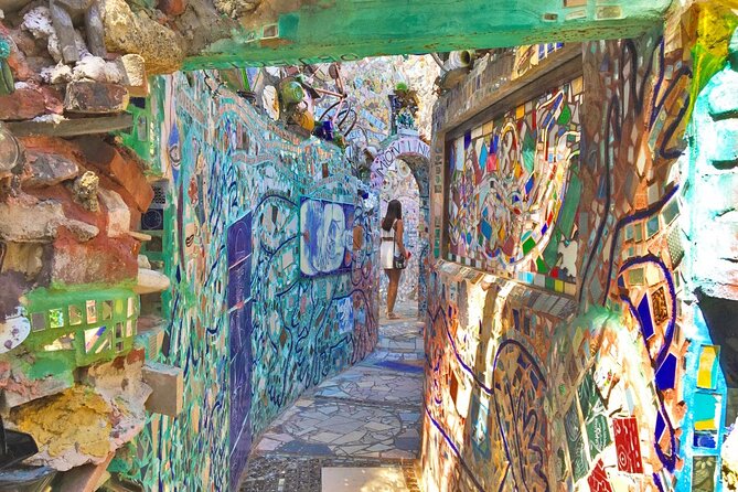 Philadelphia Murals and Street Art Tour with Magic Gardens - Key points before you book