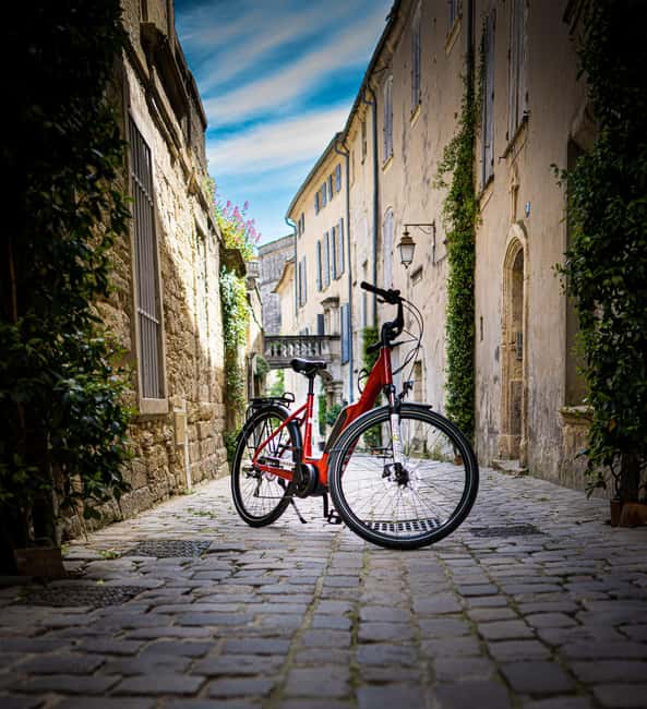 Picnic next to Lavender fields by e-bike - What the e-bike changes