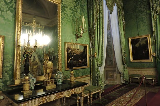 Pitti Palace and Boboli Gardens Private Tour - Timing, heat, and the physical effort