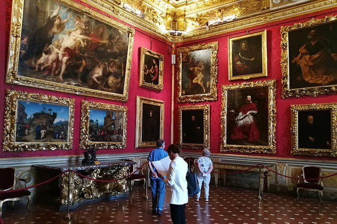Pitti Palace, Boboli Garden & Palatina Gallery Guided Tour - Boboli Gardens: statues, views, and a lot of walking