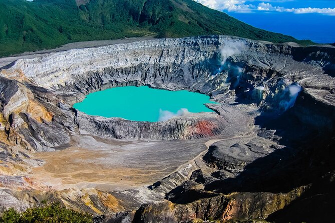 Poas Volcano + Coffee Plantations & La Paz Waterfall Gardens Trip from San Jose - The food and stops between the main attractions