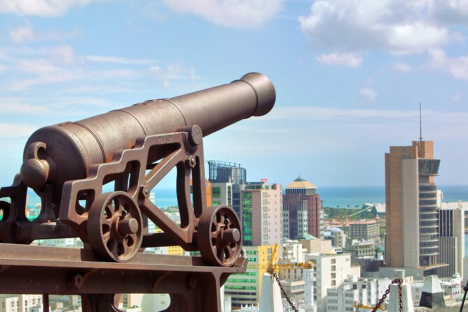 Port Louis and Pamplemousses Garden - A full day trip - Shopping at the Caudan Waterfront