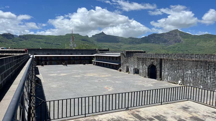 Port Louis Market, Botanical Garden -Northern Mauritius Tour - Mont Choisy, Pereybere, and the limits of snorkeling
