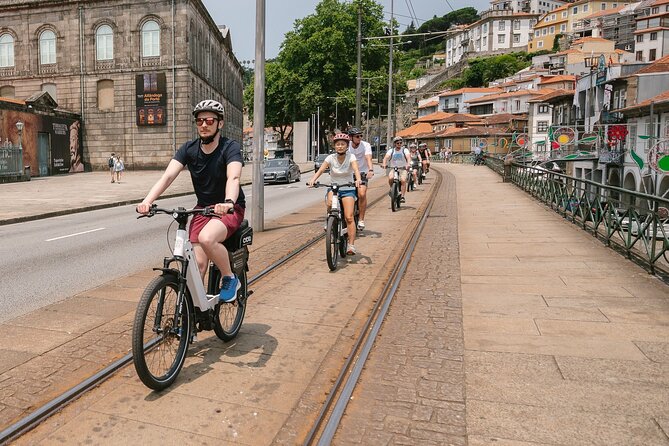 Porto Riverbank E-Bike Tour - Atlantic Coast, Gardens - What the e-bike and guide add to the experience