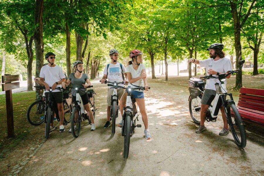 Porto Riverbank Tour on an e-bike: Atlantic Coast, Gardens - Quick take: the details that matter