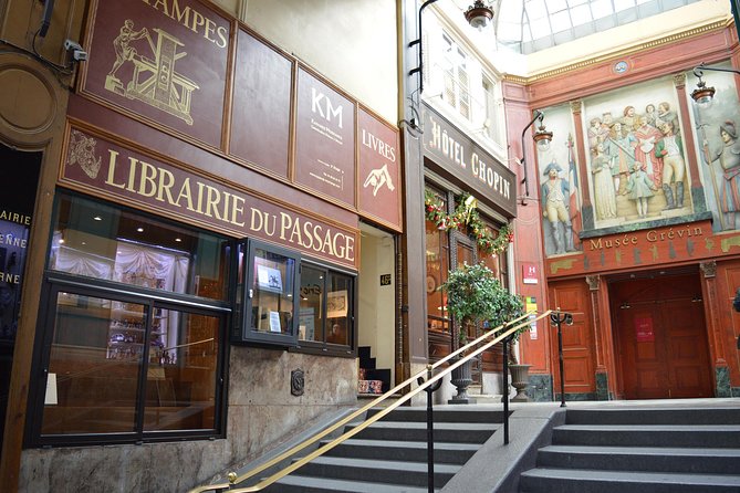 Private Covered Passages & Palais Royal Gardens 2-Hour Tour - Palais Royal Gardens provide a change of pace