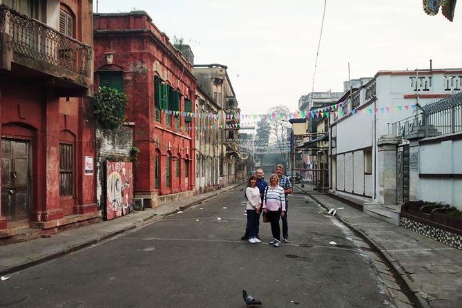 Private Custom Full Day Sightseeing Tour of Kolkata - St. Paul’s Cathedral and the grand central sights