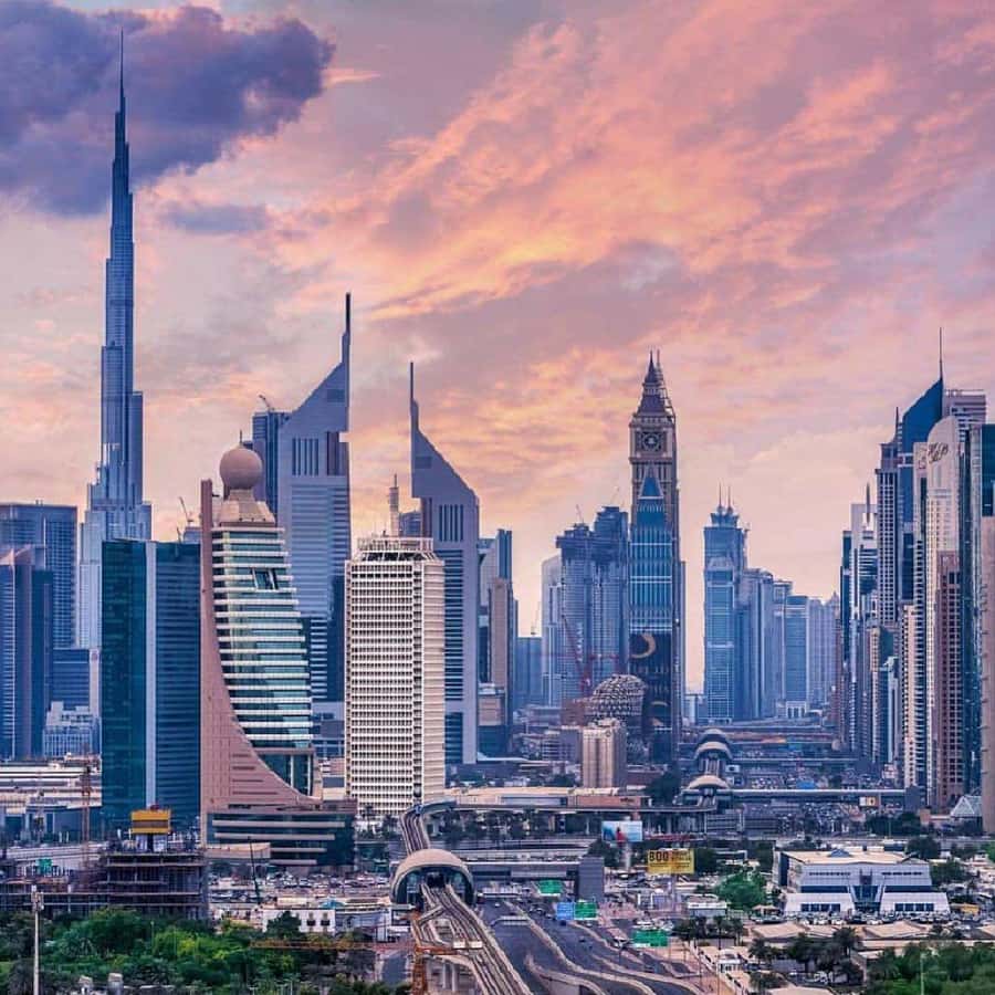 Private Dubai CityTour with Miracle Garden or Global Village - What the eight-hour Dubai route is trying to do