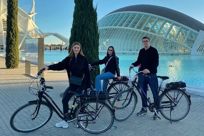 Private E-Bike City Tour of Valencia's History, Gardens - Key points at a glance