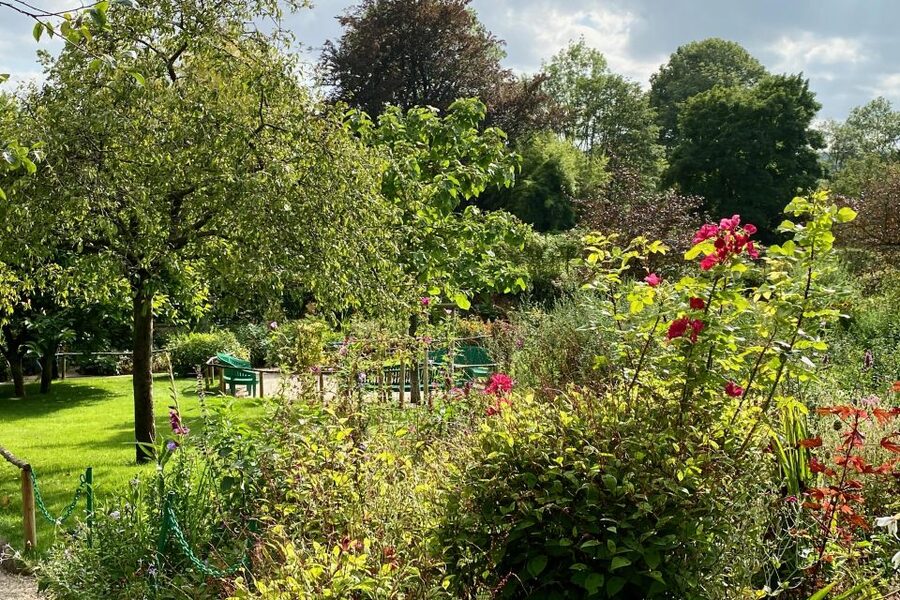 Private Giverny Monet’s House & Gardens Trip from Paris - FAQ