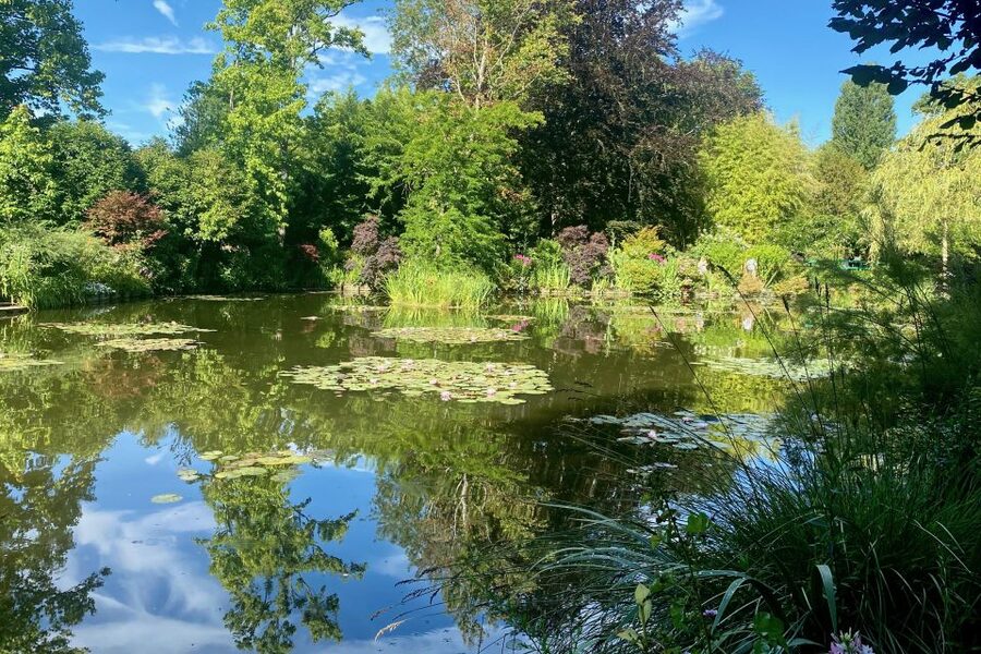 Private Giverny Monet’s House & Gardens Trip from Paris - Is $336 per person a fair price?