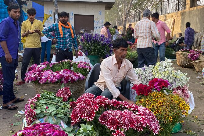 Private Half-Day Delhi Flower Market Tour - The early start is part of the experience