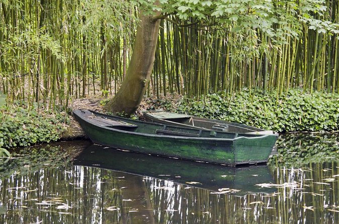 Private Half-Day Tour to Monet's Garden in Paris - Why private transportation changes the day