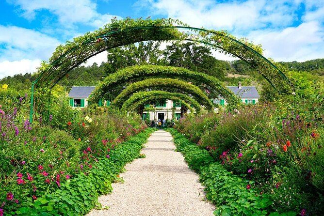 Private Half-Day Tour to Monet's Garden in Paris - Inside Monet’s home and studio