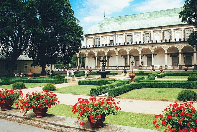 Private Prague Renaissance & Baroque Gardens Walking Tour - Vrtba Garden and the best final view