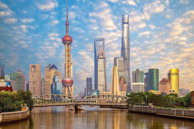 Private Shanghai Day Tour: Shanghai Museum, Yu Garden, Bund, Huangpu Cruise - A full day that explains Shanghai quickly
