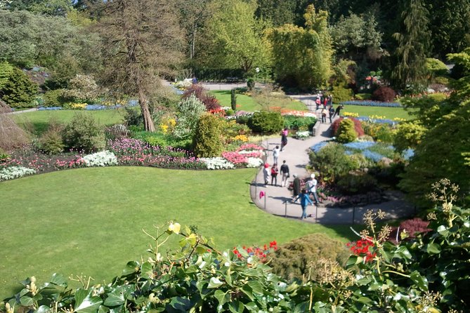 Private Tour: Gardens of Vancouver - What the guide and vehicle add