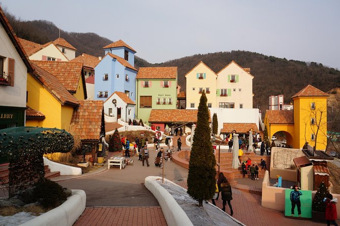 Private Tour Nami Island with Petite France 'and/or' The Garden of Morning Calm - Finding calm at the Garden of Morning Calm