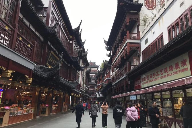 Private Tour of Shanghai Museum the Bund Yu Garden and Cruise on Huangpu River - Tonghanchun Tangyuan Changcanhang keeps traditional medicine alive