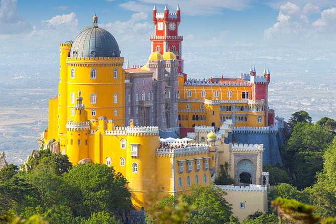 Private Tour of Sintra The Glorious Garden of Eden with Pickup - Quinta da Regaleira and its mysterious well