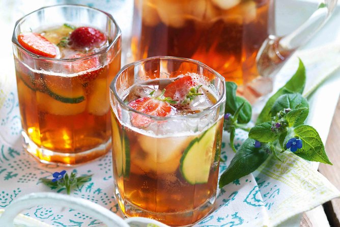Private Tour: Royal High Tea At Kensington Palace Gardens - Round Pond and the royal connection