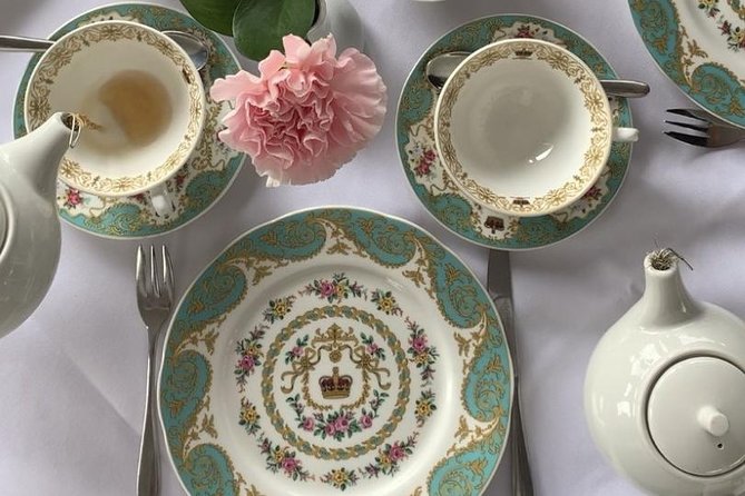 Private Tour: Royal High Tea At Kensington Palace Gardens - Diana’s statue adds a personal note