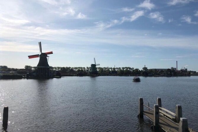 Private Tour to Tulips, Keukenhof, Windmills & Cheese Farm - Jacobs Hoeve Cheese Farm: Gouda, tastings, and the cows