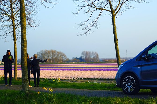 Private Tour to Windmills Zaanse Schans +Keukenhof - 7 Hours - A driver, guide, and photographer in one