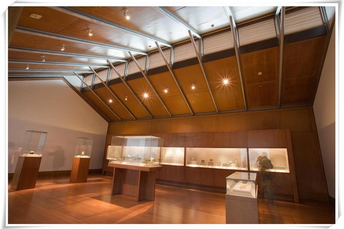 Private Tour with Suzhou Museum, Humble Administrator's Garden and Tongli Town - Suzhou Museum beside a famous garden