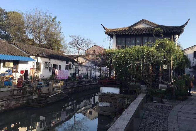 Private Tour with Suzhou Museum, Humble Administrator's Garden and Tongli Town - The guide can make or break the day