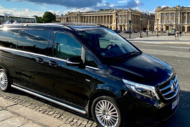 Private Versailles, Gardens, Trianon Live Guided Trip by Mercedes - What the Mercedes transfer adds