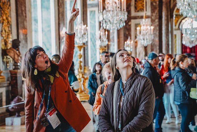Private Versailles Palace and Garden with Van Transfer from Paris - One hour in the formal Versailles gardens