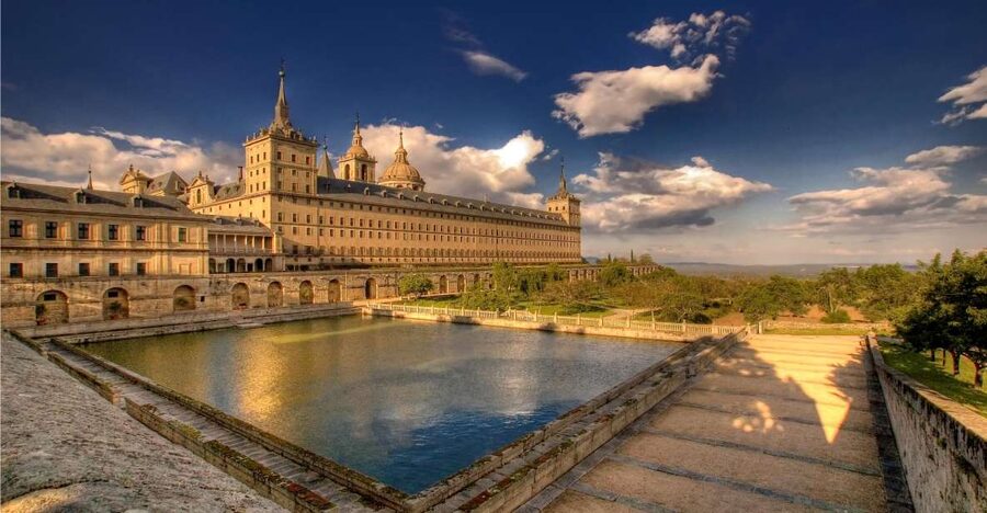 Private VIP visit El Escorial Palace, Monastery and Gardens - Key points to know before booking