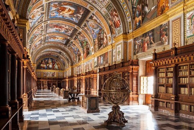 Private VIP visit El Escorial Palace, Monastery, Villa & Garden - Key points before you book