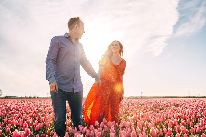 Professional Photoshoot at Private Tulip Field - Meeting at Keukenhofbos in South Holland