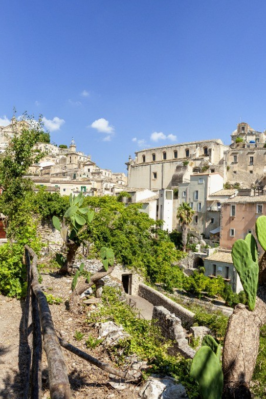 Radici: IImmerse yourself in the heady scents of our garden - The old walls and views over Ragusa