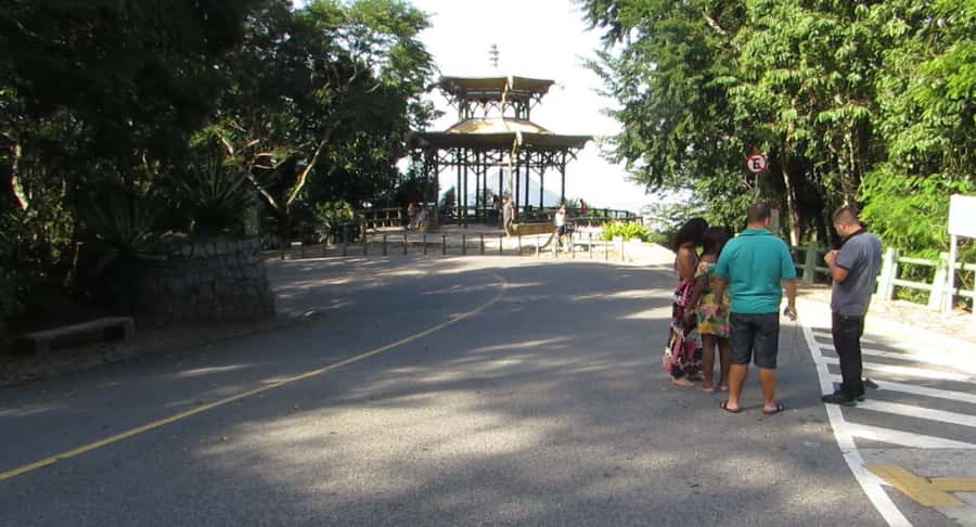Rio: Botanical Garden, Tijuca Forest, and Parque Lage Tour - Parque Lage and the Christ the Redeemer backdrop