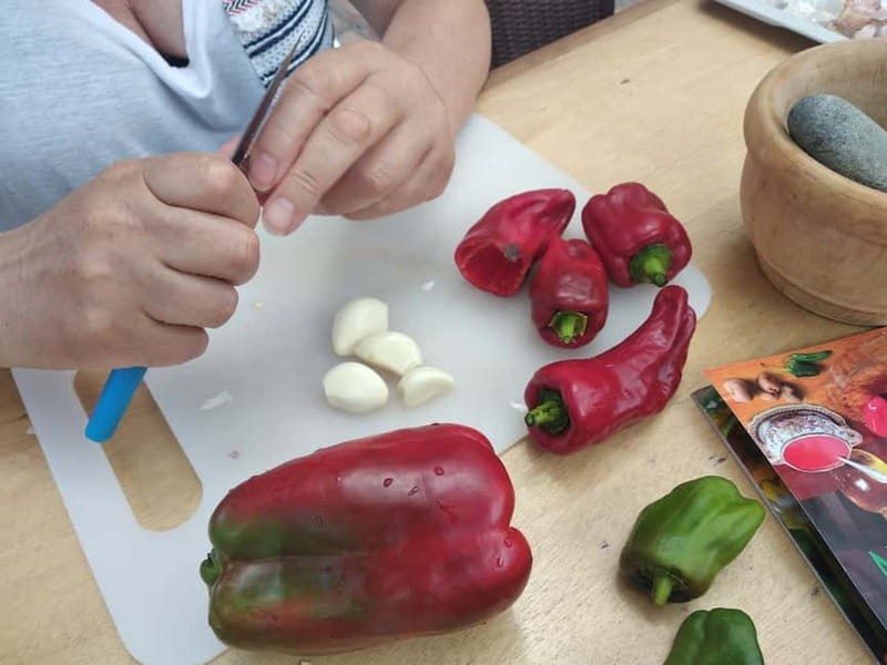 Rural Life Experience: Mojo Workshop and botanical Walk - From the garden to the mojo ingredients