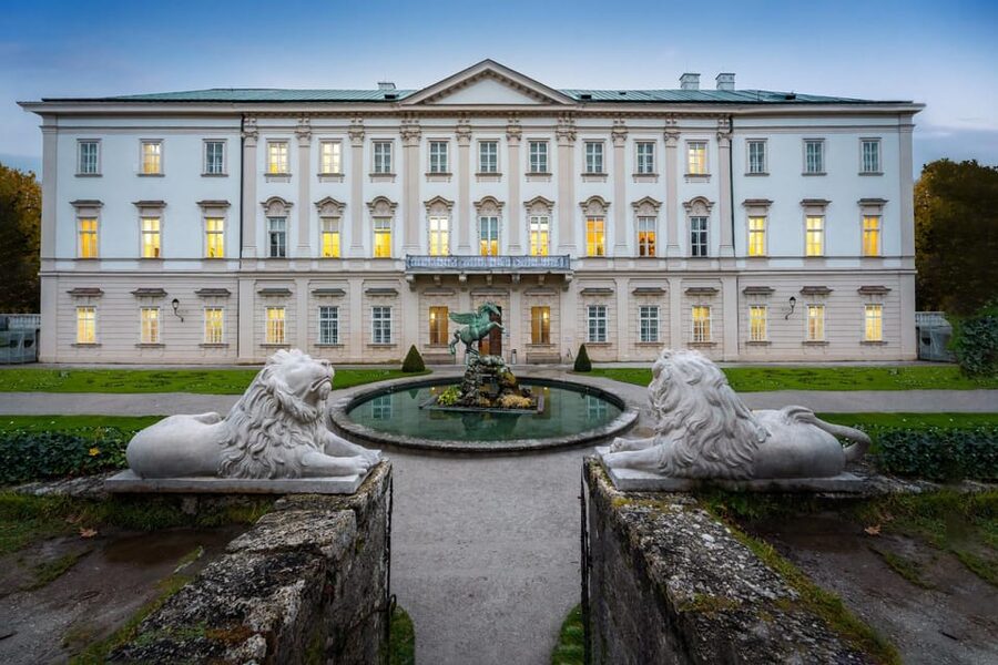 Salzburg Tour: Mirabell Gardens, Sound of Music, Mozart - Is $53 good value for two hours?