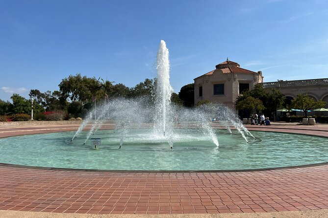 San Diego: Balboa Park Botanical Exploration Game - Starting with a clue at the Balboa Park Carousel