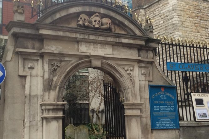Secret Gardens of the City of London Private Tour - Beginning beneath St. Paul’s Cathedral