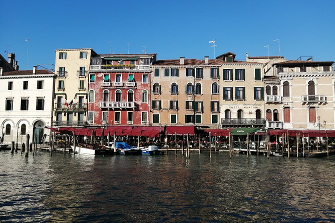Secret gardens of Venice in the Dorsoduro district with Cichetti tasting - What the $113 price really buys