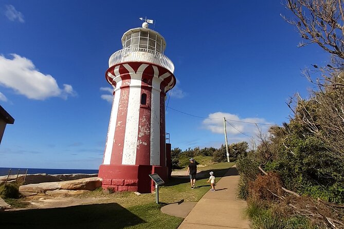 Secret Sydney: Hidden Beaches and Gardens - Native plants, birds, and Aboriginal knowledge